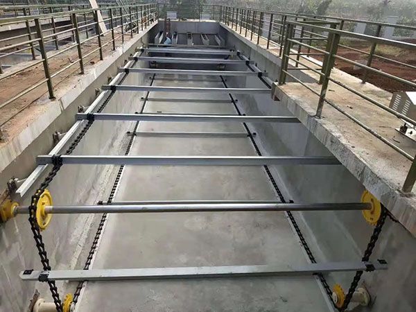 Chain scraper system for collecting bottom sediment and floating substances